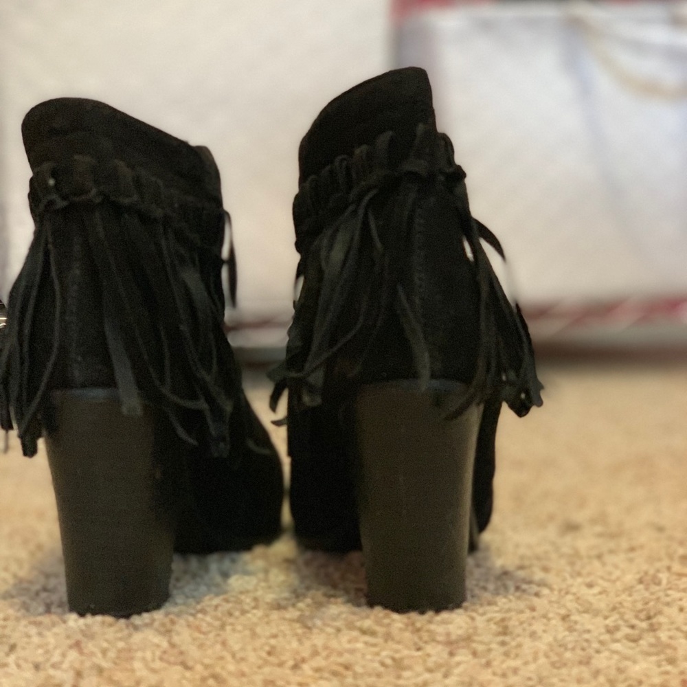 Ankle booties - Picture 2 of 3